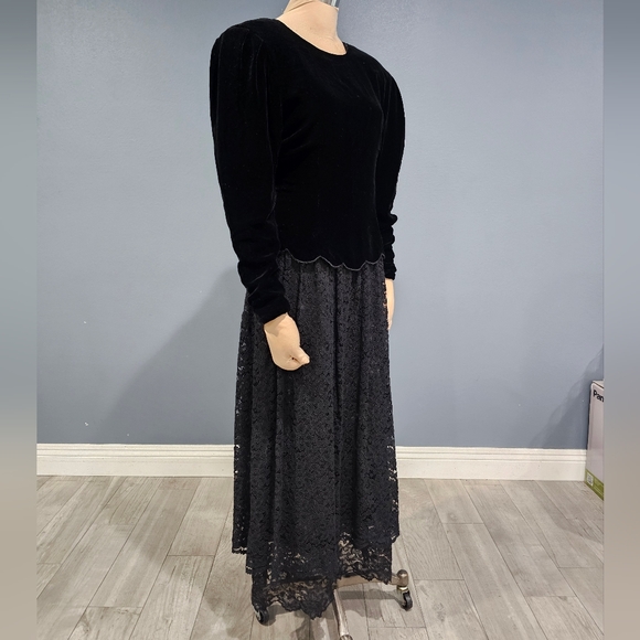 Vintage CHAR Black Silk Blend Velvet Lace Fit Flare Midi Evening Dress Gown 8 - Picture 3 of 10